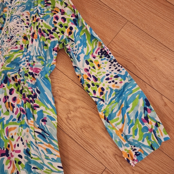 Lilly Pulitzer Top - Picture 9 of 12